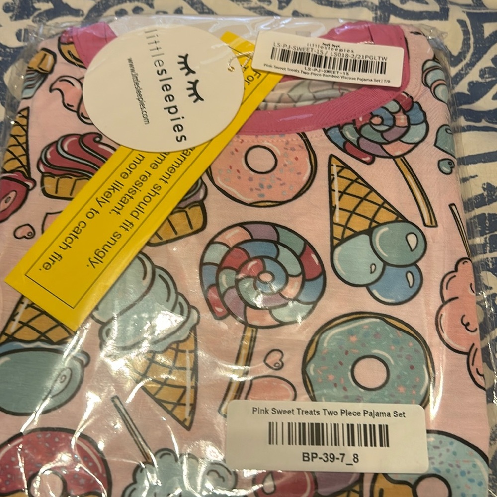 NWT - never been out of the bag!